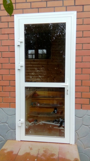 Дверь алюминиевая из профиля Алютез С43